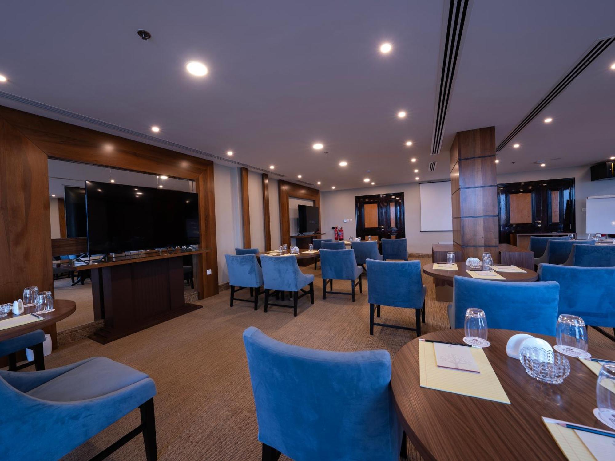 Braira Al Jubail Hotel Bagian luar foto